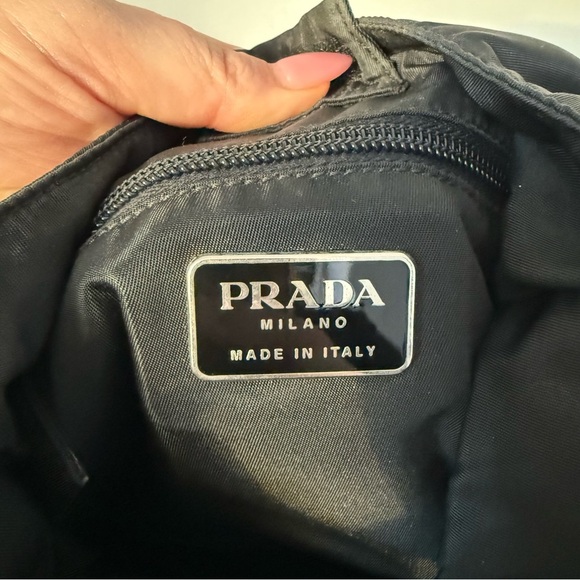 Vintage Prada black nylon Tessuto lucite handle shoulder bag - Picture 10 of 12